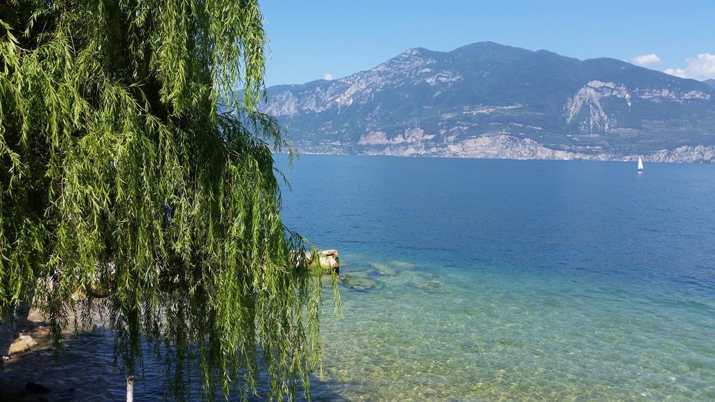 Hotel Danieli La Castellana Lago Di Garda Brenzone sul Garda Exteriör bild